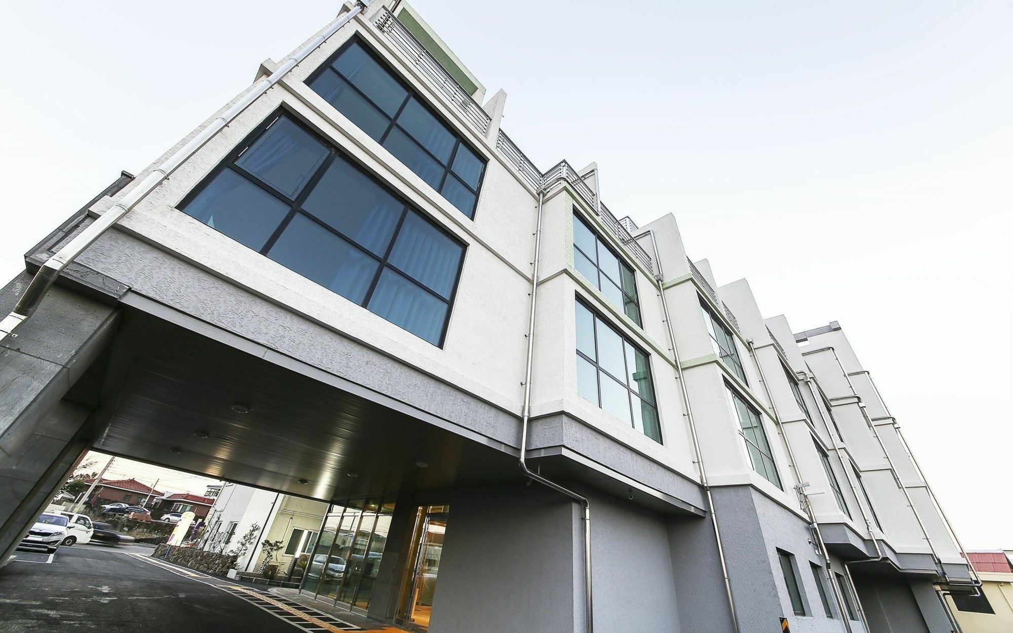 涉地岬日升酒店 西归浦市 外观 照片